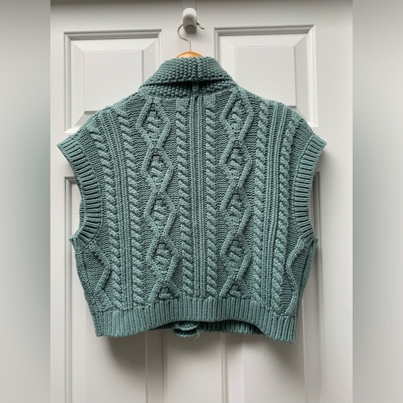 ZARA - Picture 3 of 8